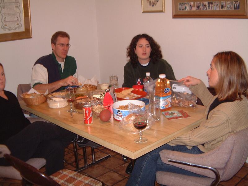 2003/12(Dec)/02-Christmas Eve/800x600_2003-12-24-05-Christmas-Eve-spread .JPG